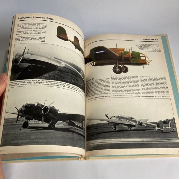 The Illustrated Encyclopedia of 20th Century Weapons and Warfare Book Volume 11 - Picture 8 of 9